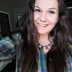 Meet your Posher, Lexi